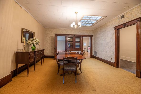 6 W Fulton St, Edgerton, WI 53534
